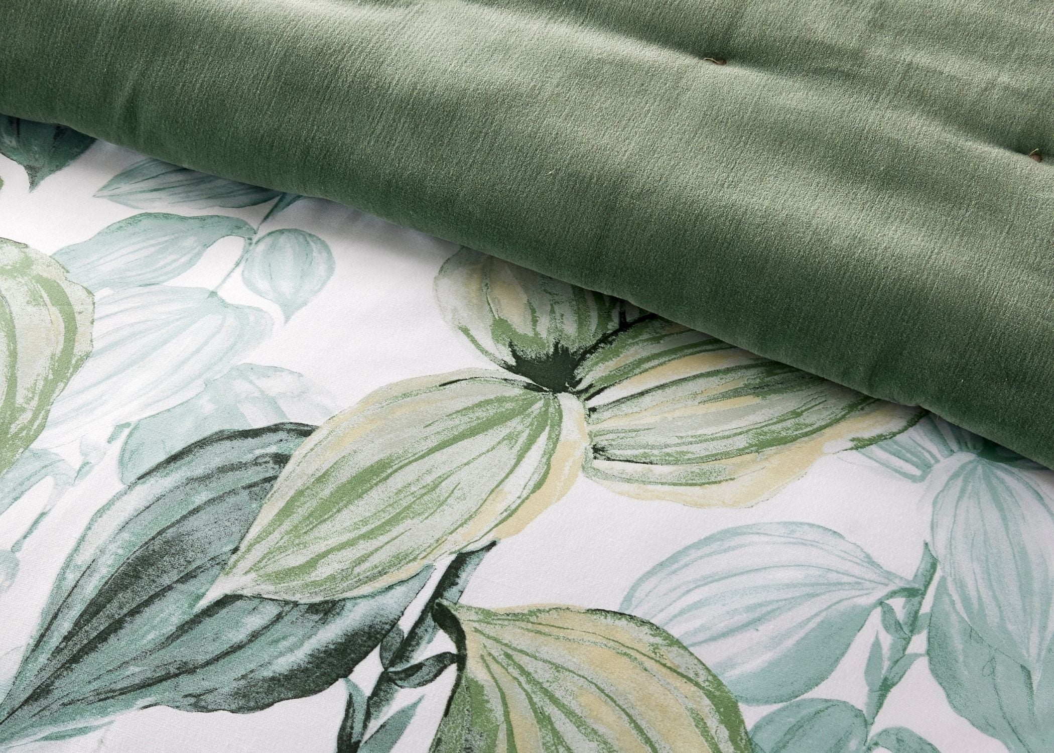 Christy "Hartley" Comforter & Sheet Sets in Jade (Green)