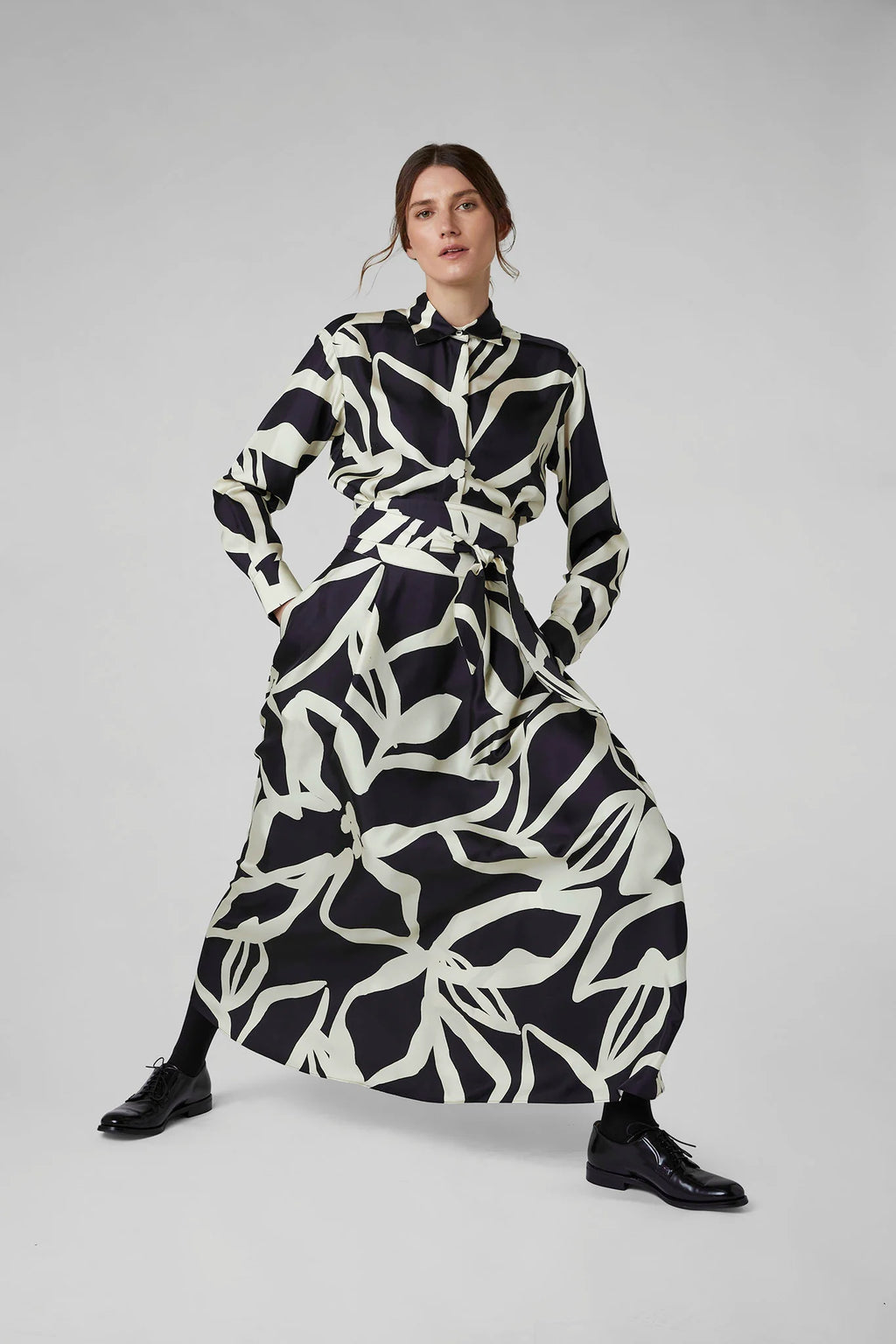 Gail Silk Twill Printed Shirt in Black