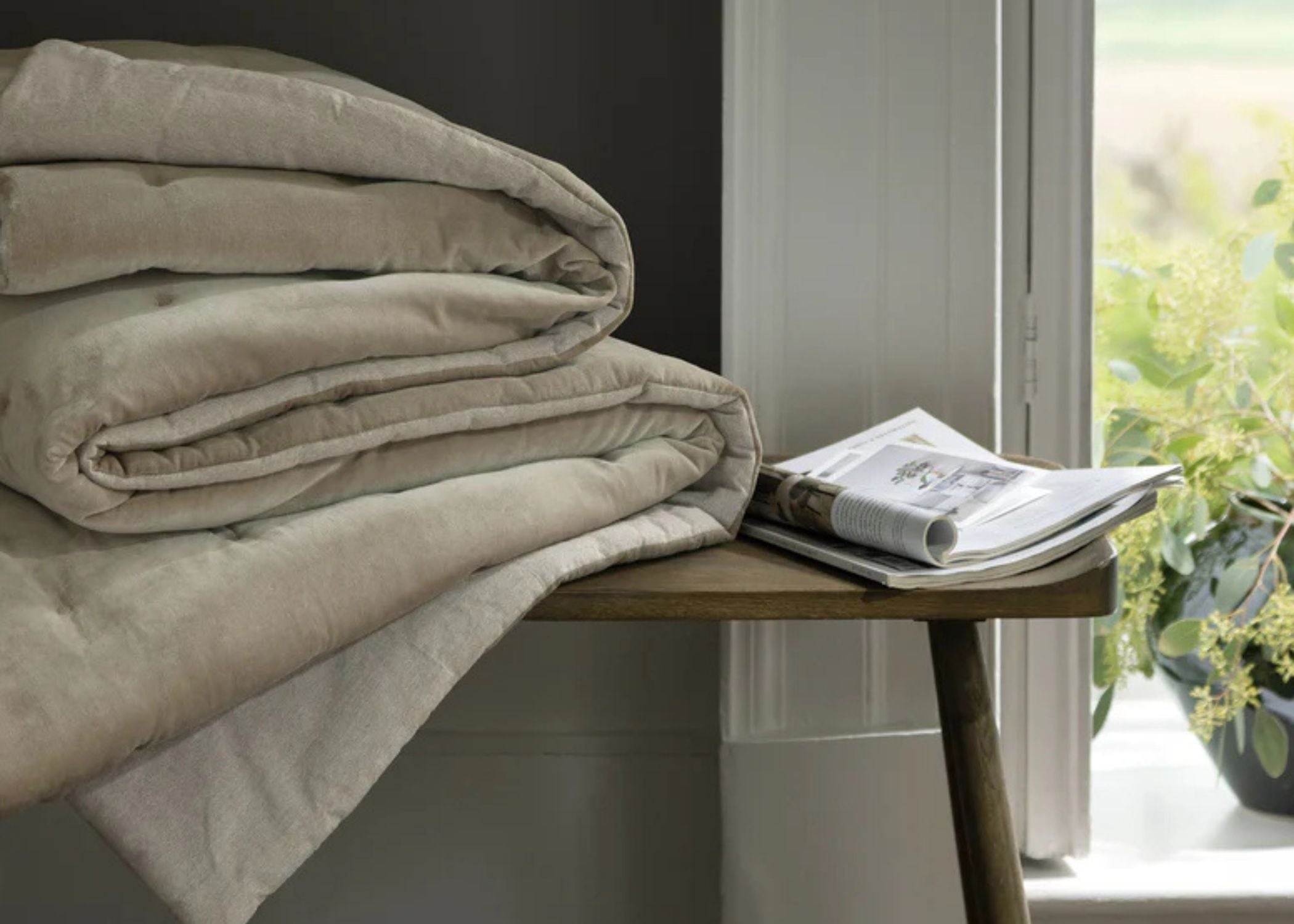 Christy "Jaipur" Throw in Hazelnut