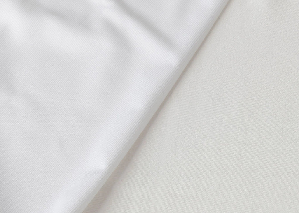 Velfont "Anti-bedbug" Mattress Protector in White