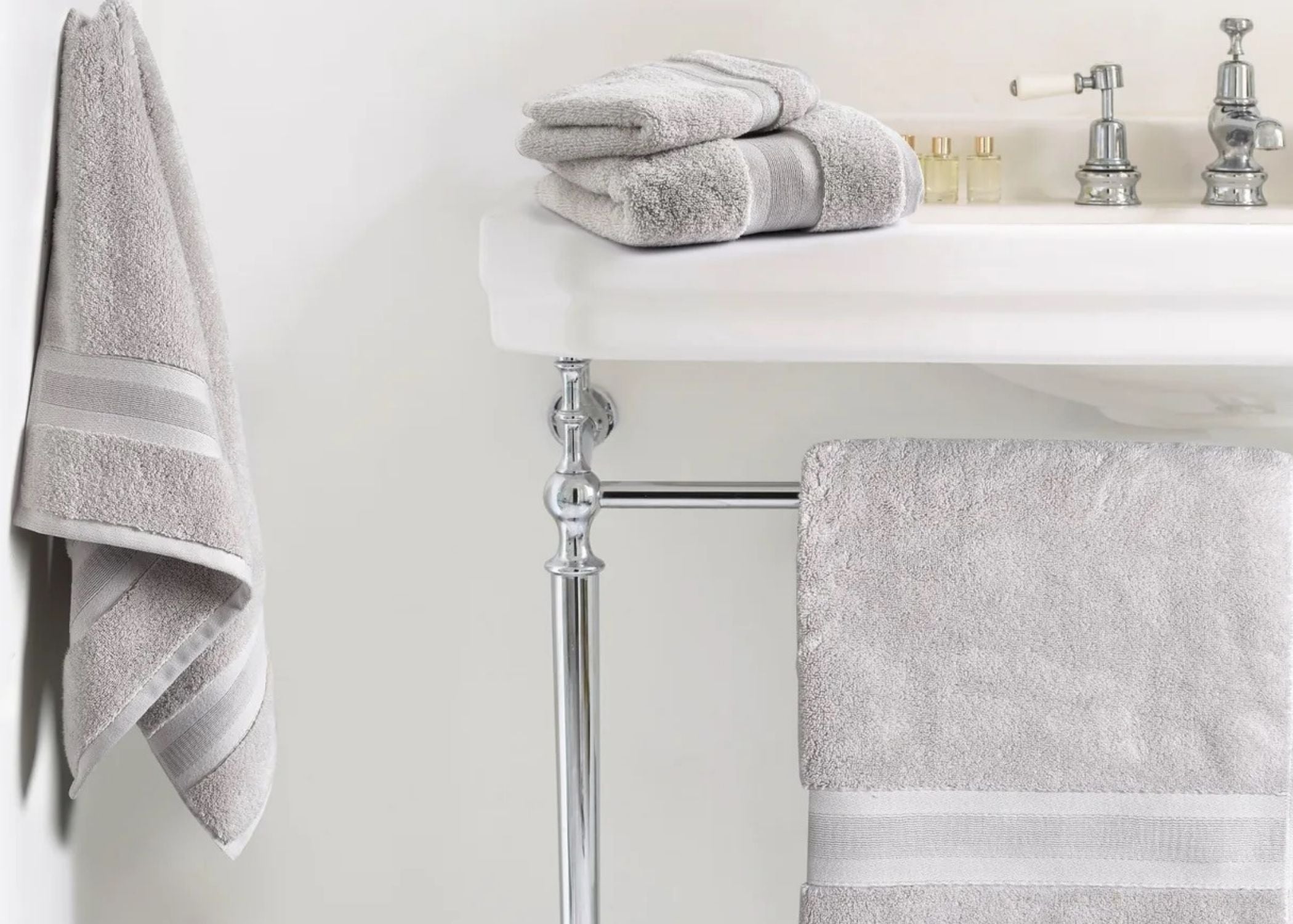 Jasper Conran "Zero Twist Cotton" Bath Towels Collection in Pearl Grey