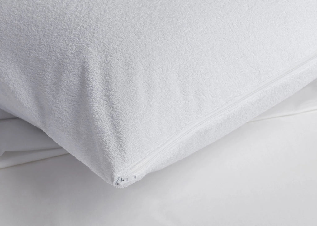 Velfont "Babylon" Pillow Protector in White