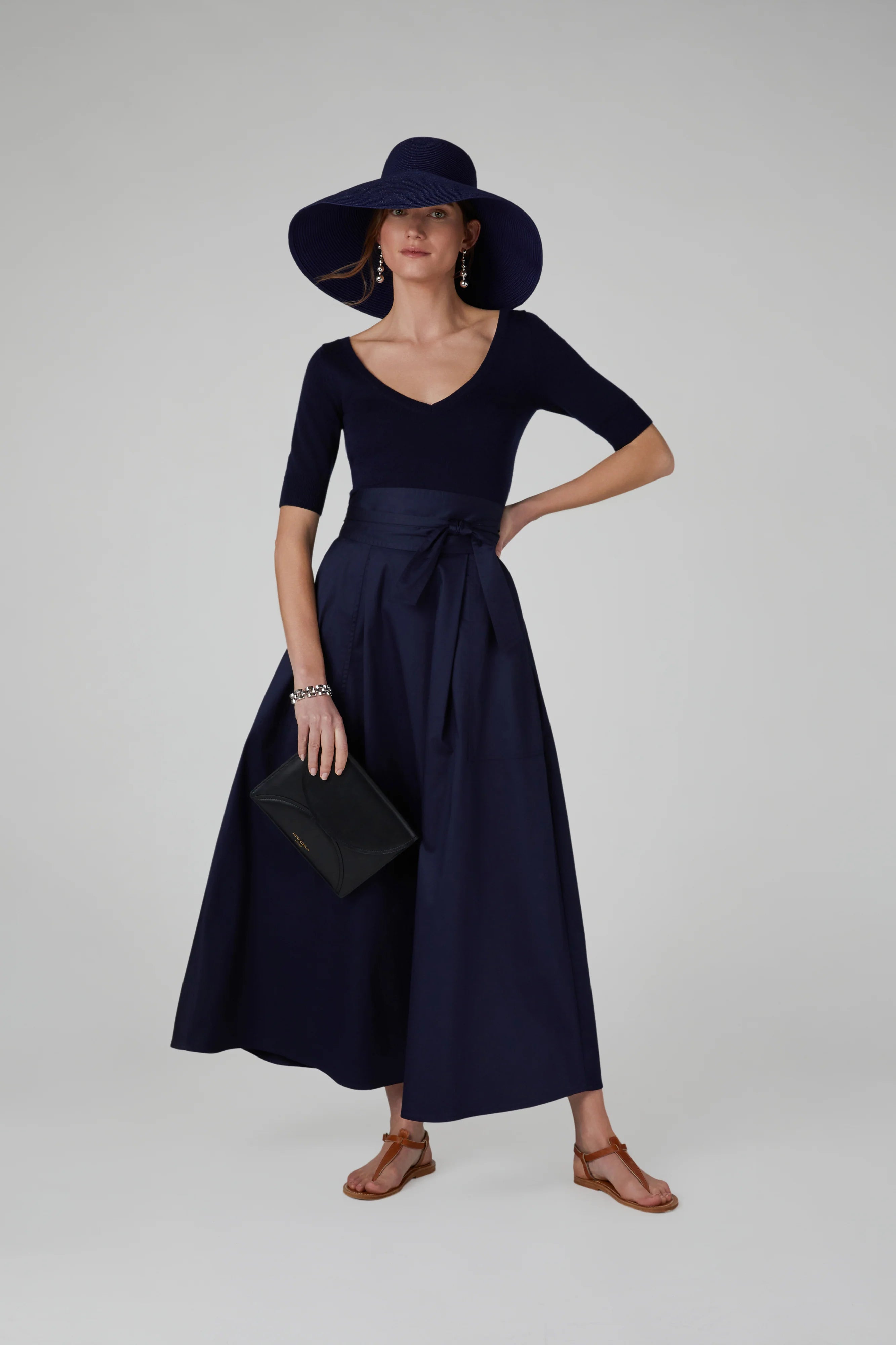 Jasper Conran "Hattie" V Neck Knitted Jumper Merino Wool in Navy