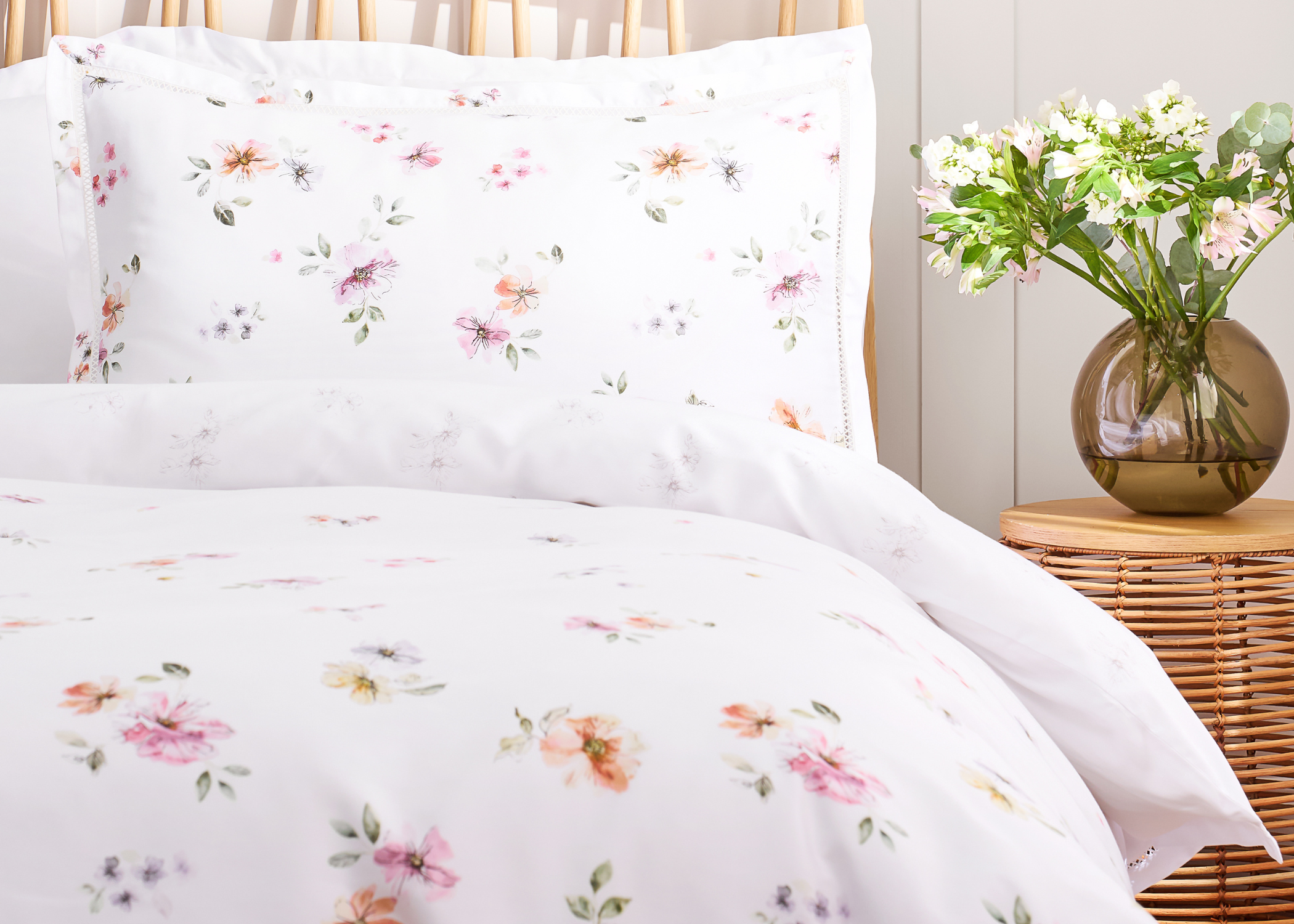 Christy "Arabella" Comforter & Sheet Set in Multi