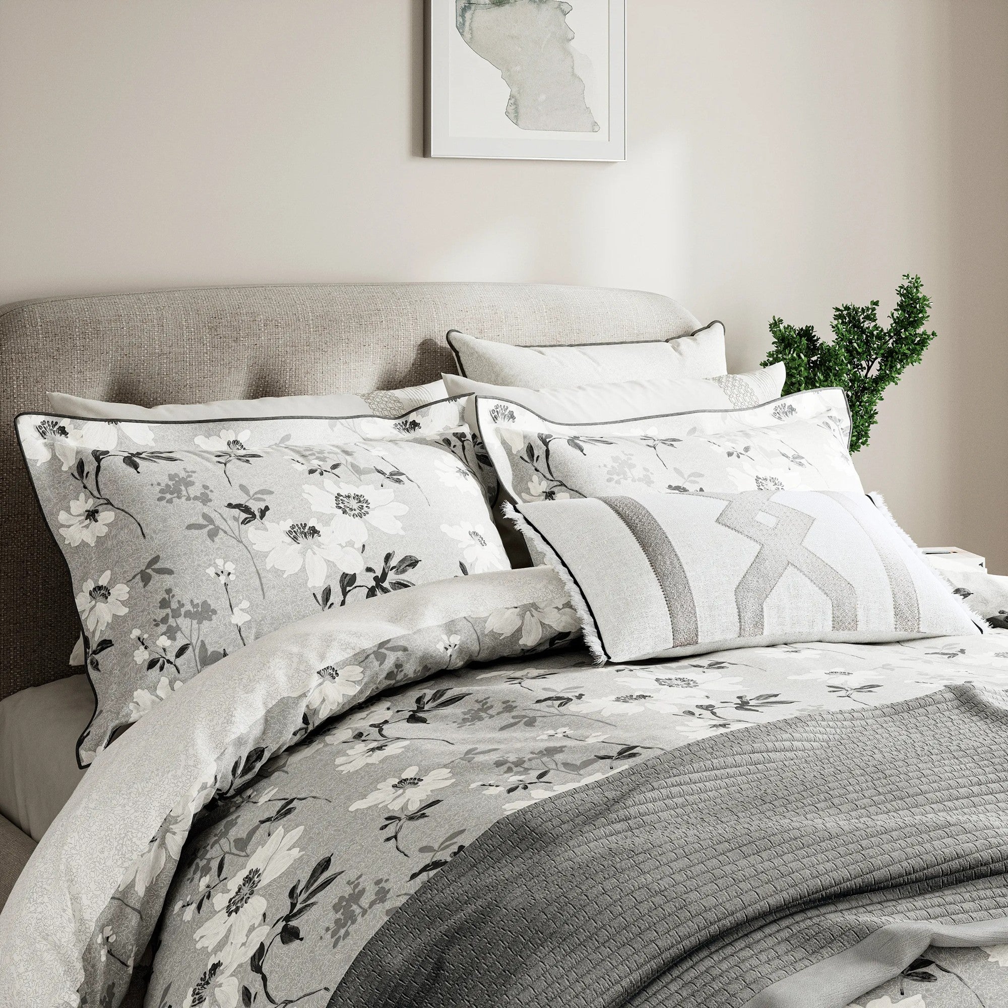 Sefa Filled Cushion in Silver