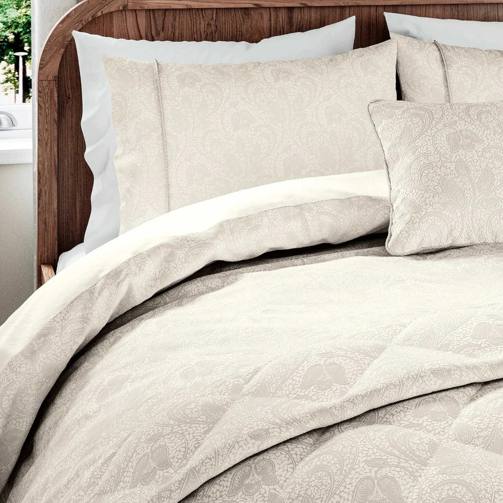 Bedeck of Belfast "Ashleigh" Duvet Cover and Oxford Pillowcase in Cashmere