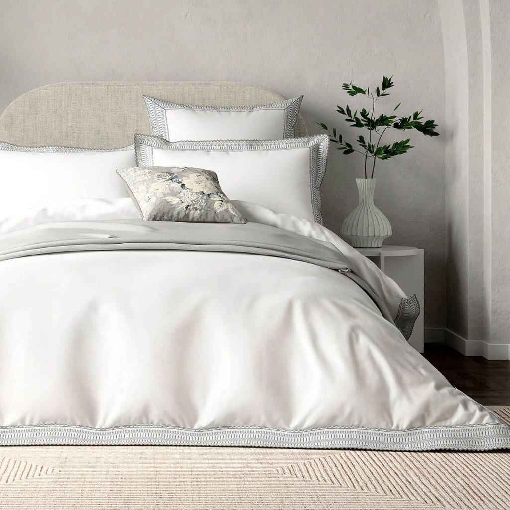 Bedeck of Belfast "Astrid" Duvet Cover and Oxford Pillowcase in White/Silver