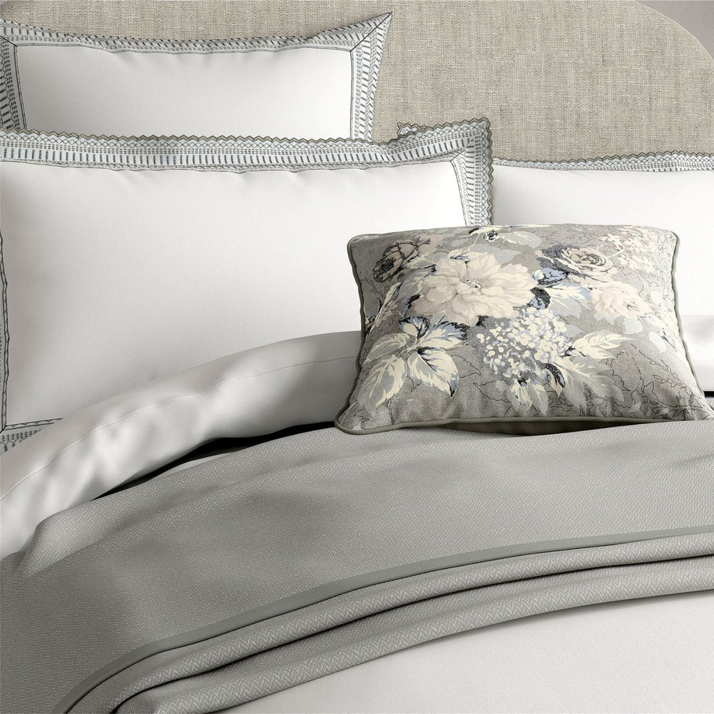 Bedeck of Belfast "Astrid" Duvet Cover and Oxford Pillowcase in White/Silver