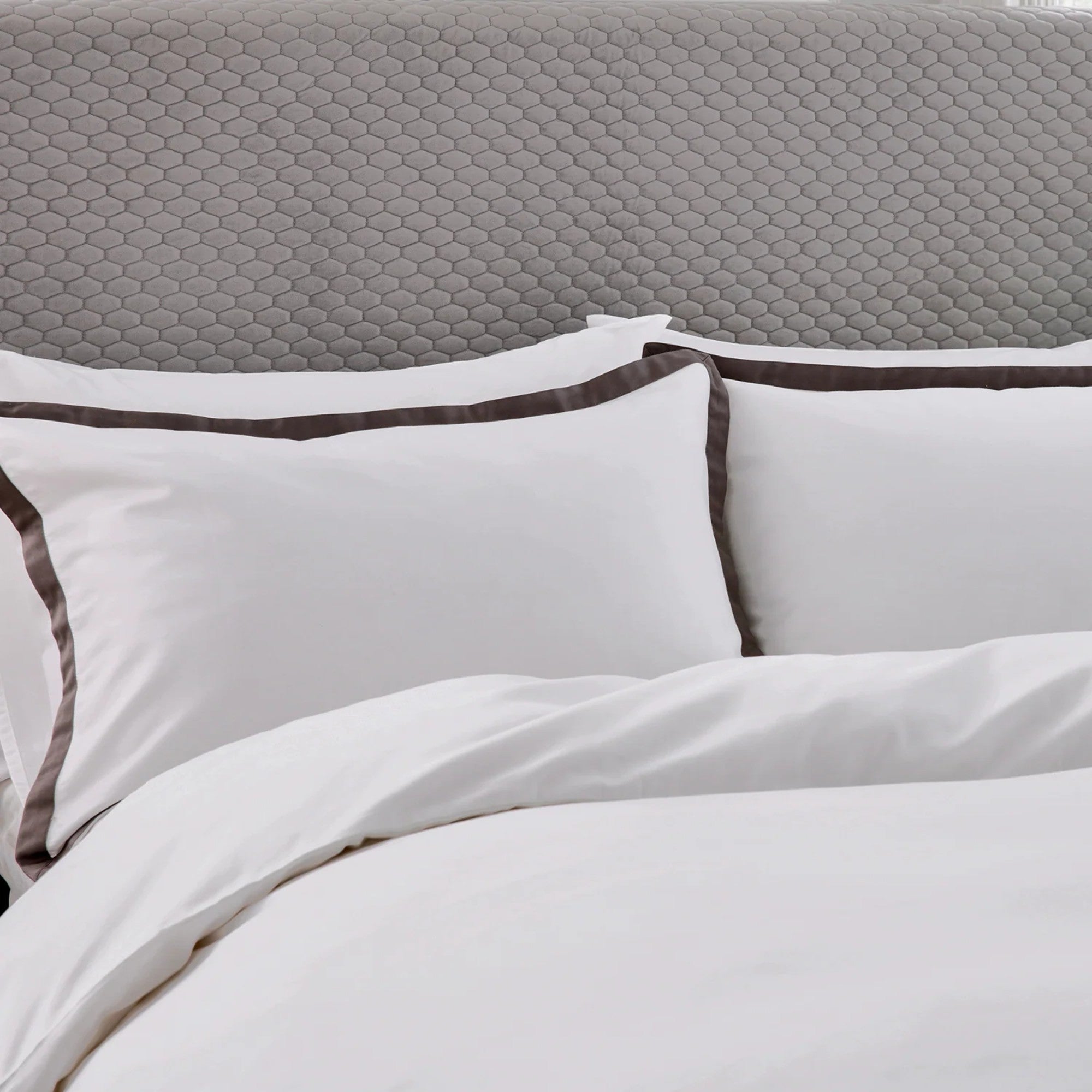 Bedeck of Belfast "Olenna" Duvet Cover Set in Charcoal/White