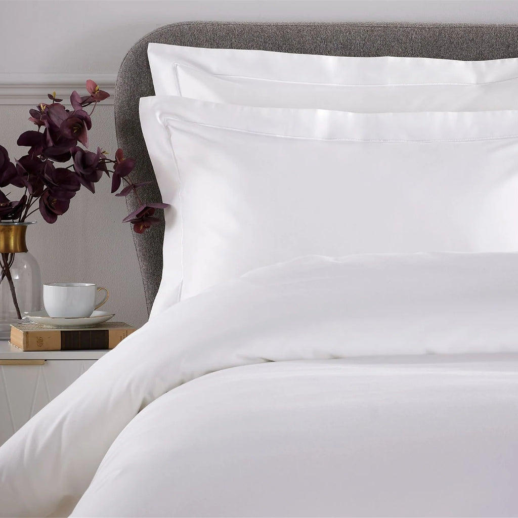 Christy "500TC Hygro Cotton Sateen" Bed Linen with White boarder Stitch