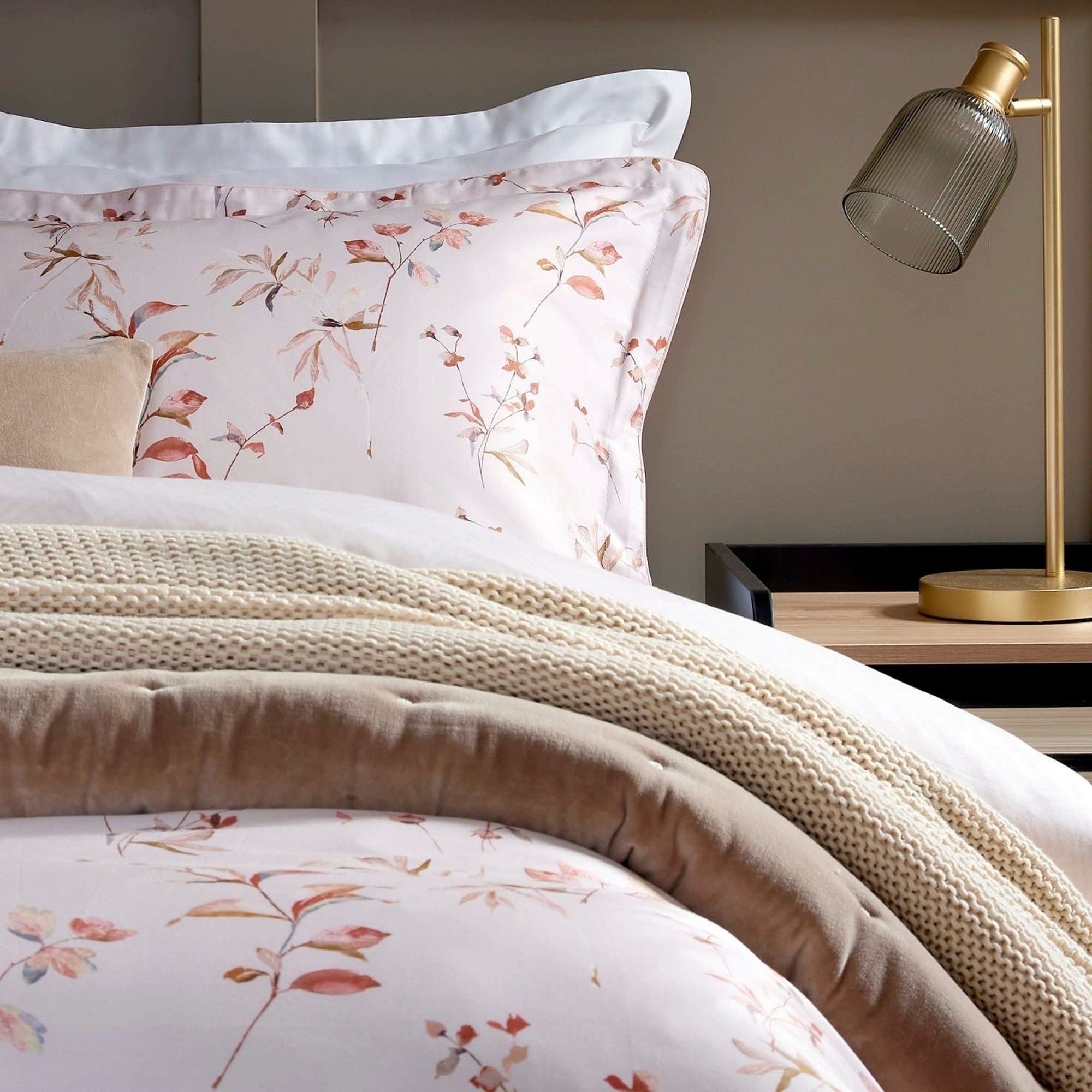 Hampton Filled Cushion in Rose