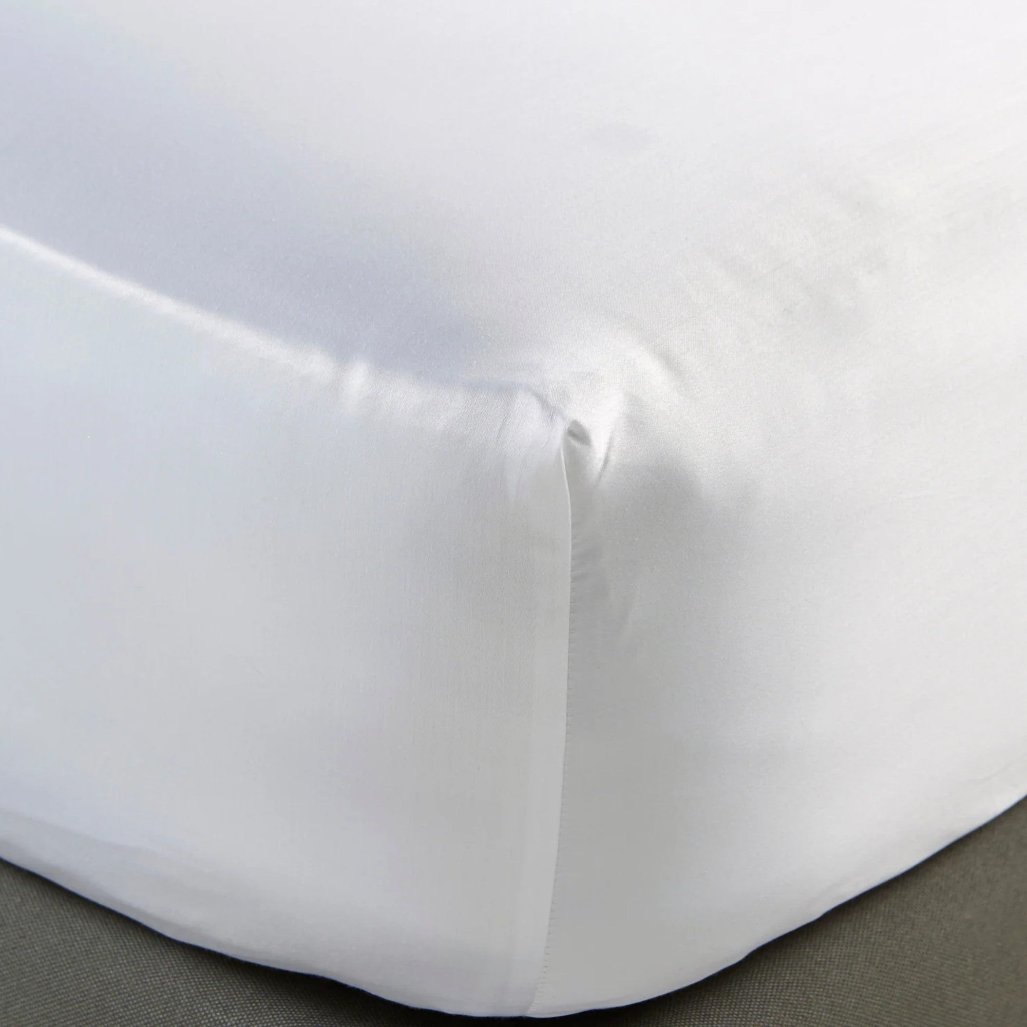 Christy Premium "900 Thread Count Picot" Bed Linen White