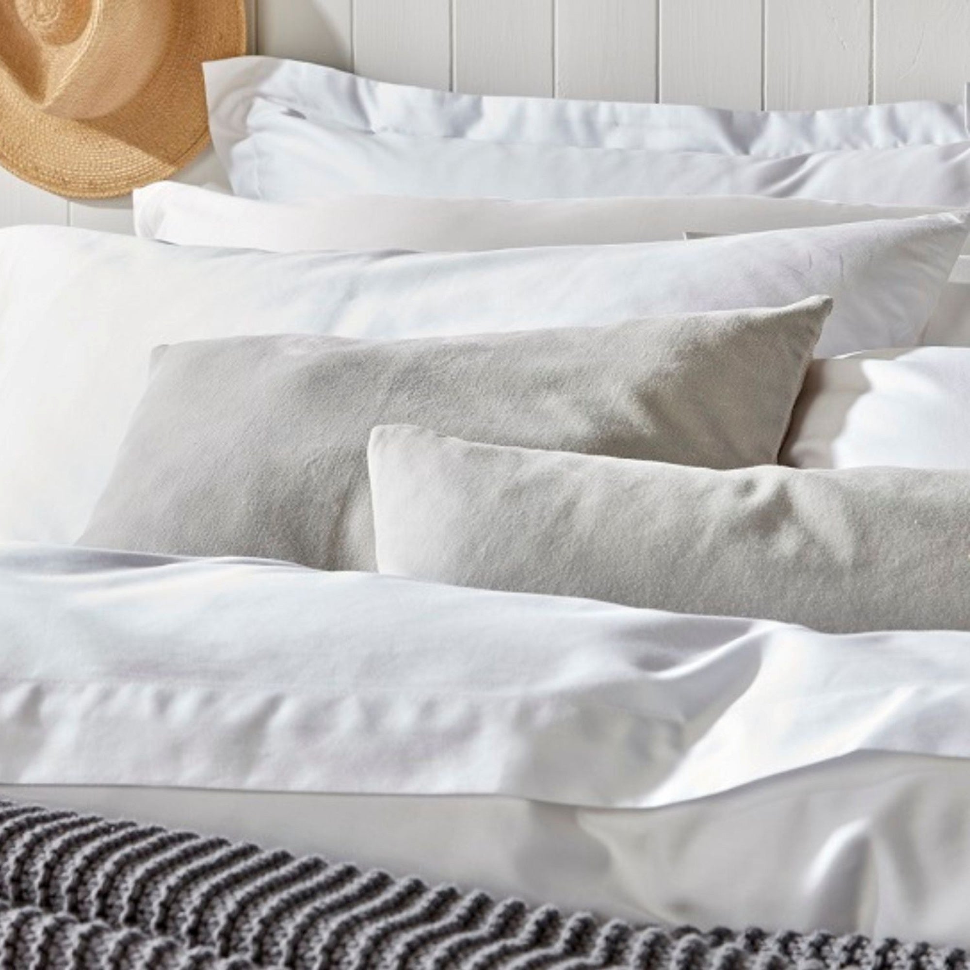 400TC Sateen Flat Sheet in White