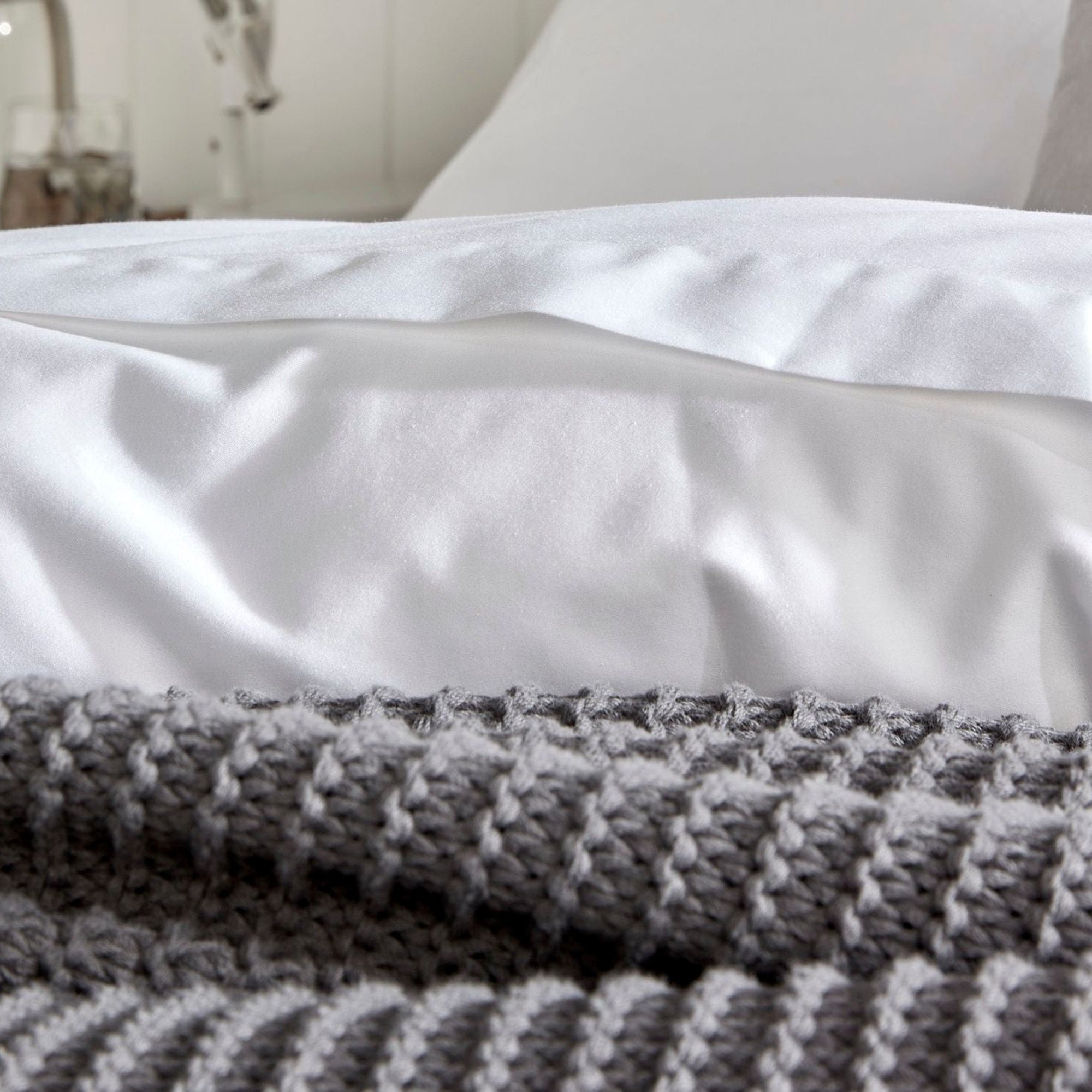 400TC Sateen Flat Sheet in White