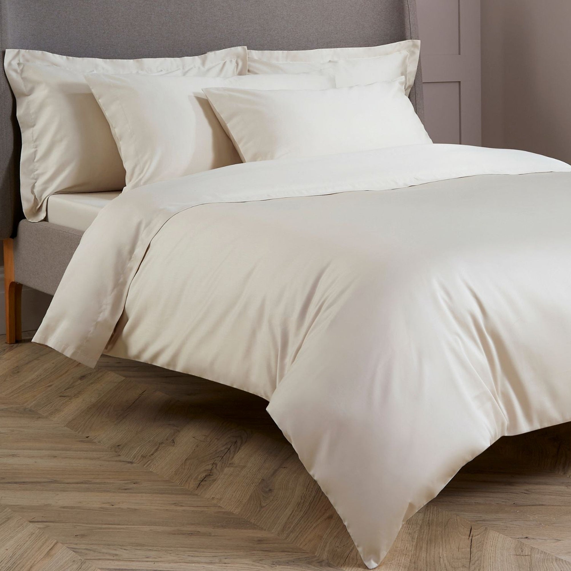400TC Sateen Flat Sheet in Off White