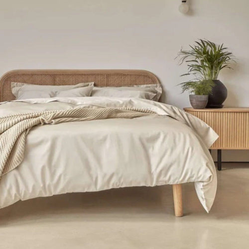 400TC Sateen Fitted Sheet in Off White
