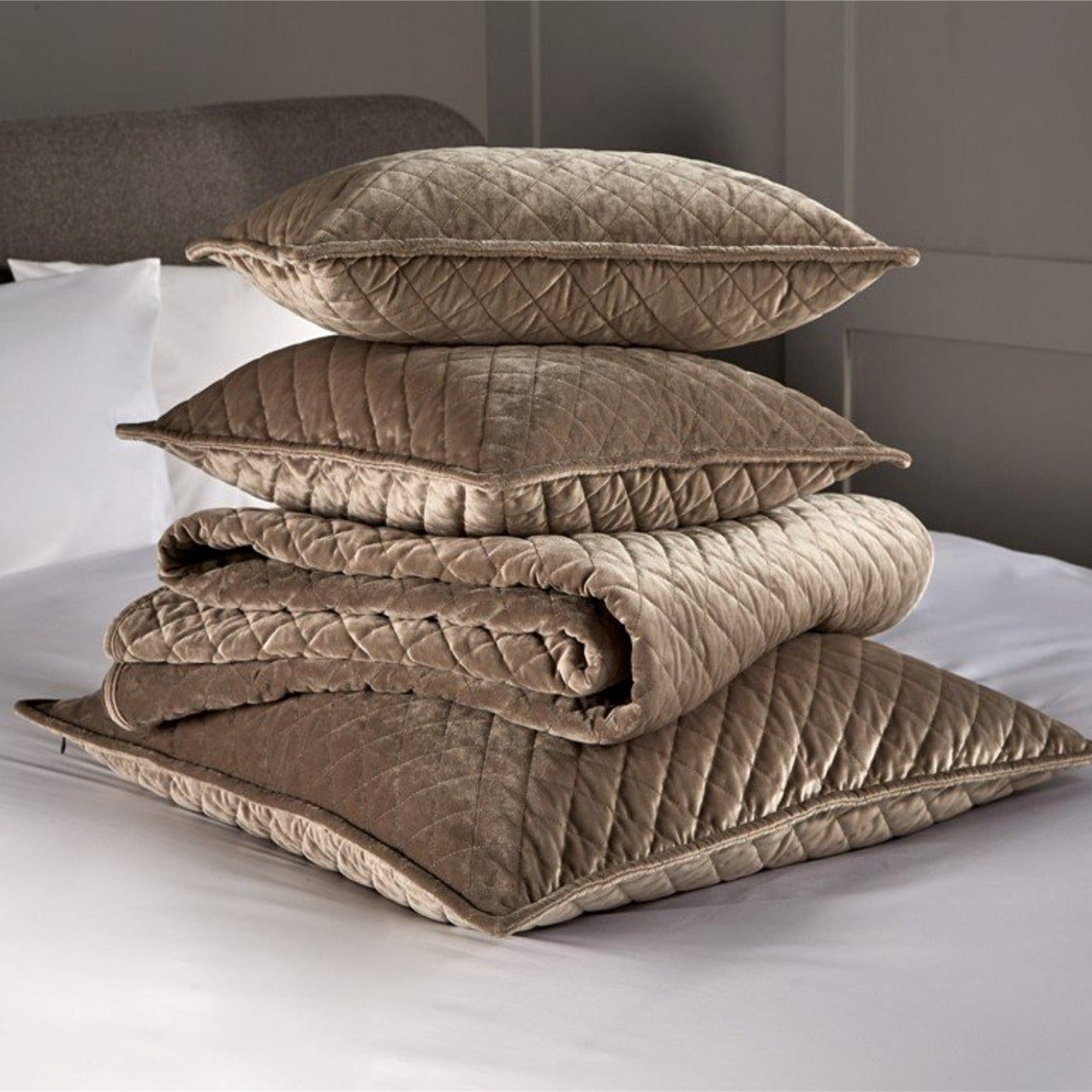 Edmonton Velvet Accessories in Taupe