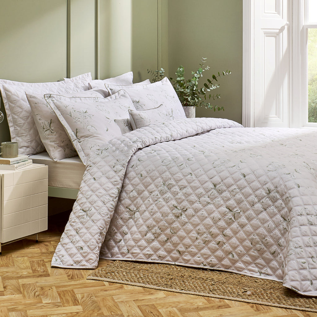 Hatton Quilted Bedspread & Pillowcase Set in Sage