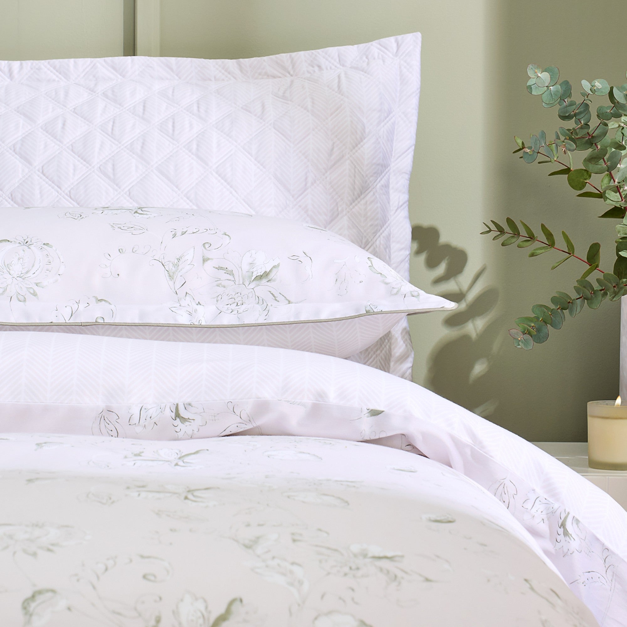 Hatton Quilted Bedspread & Pillowcase Set in Sage
