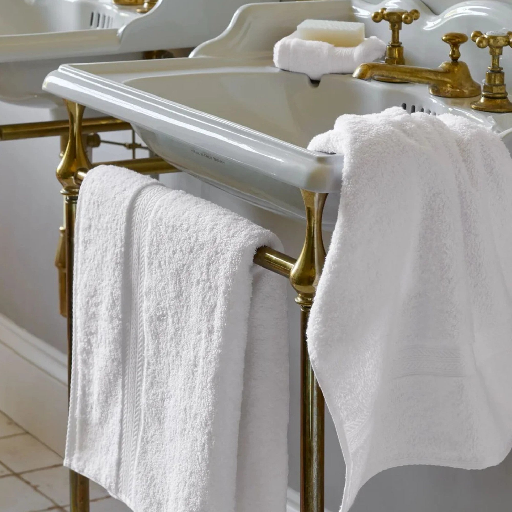 Renaissance Egyptian Cotton Towel Collection in White