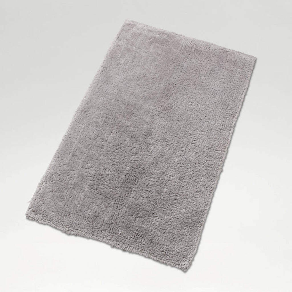 Reversible Bath Rug in Silver