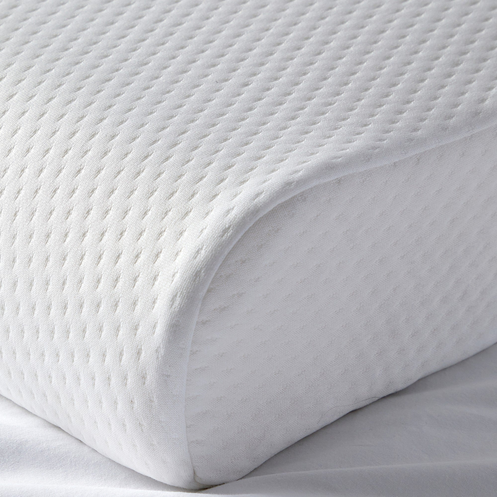 Supported Sleep Solution Memory Foam Pillow in White