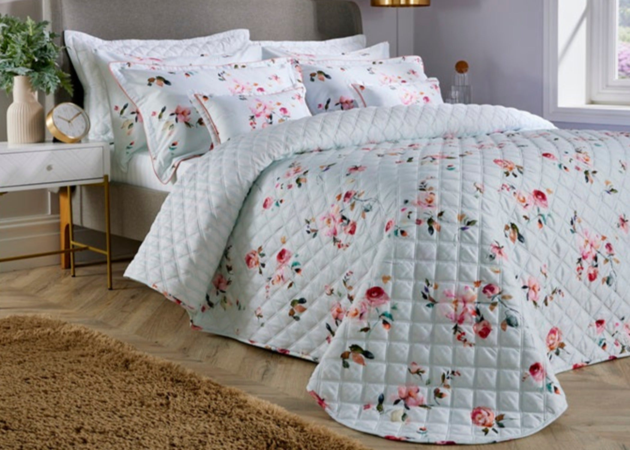 Christy "Clarence" Bedspread Sets in Ruby
