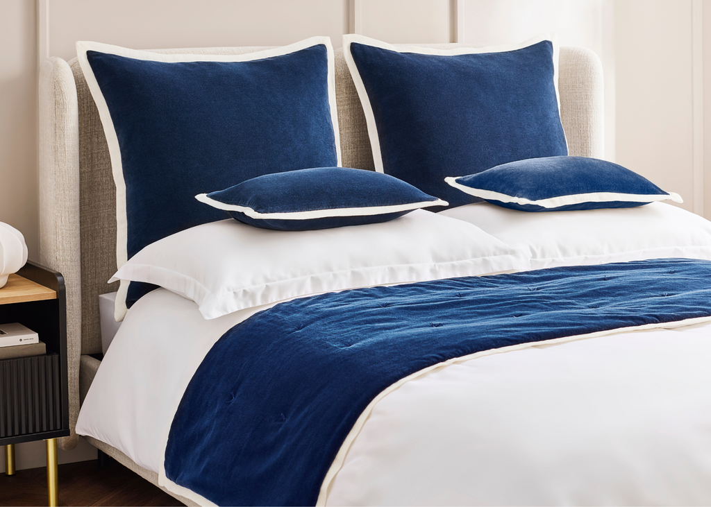 Christy "Eltham" Cushion Cover in Navy