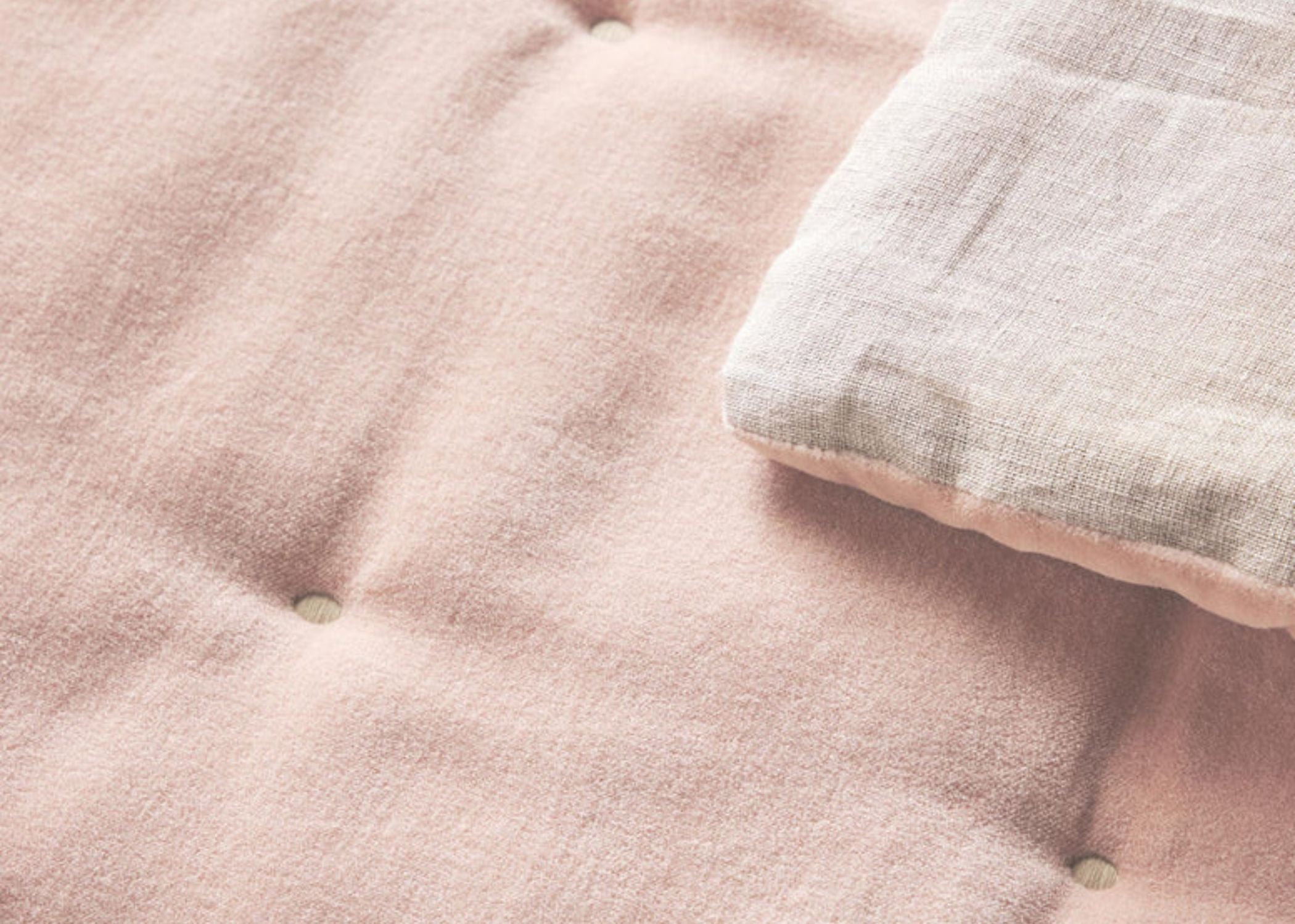 Christy "Jaipur" Throws in Dusky Pink