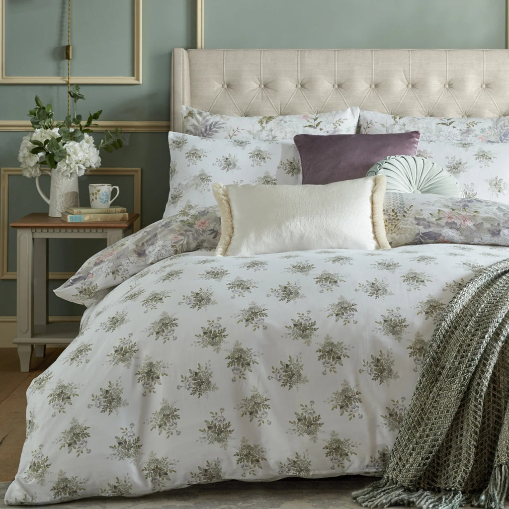 Laura Ashley "Linlithgow" Duvet Cover Set in Pale Lavender