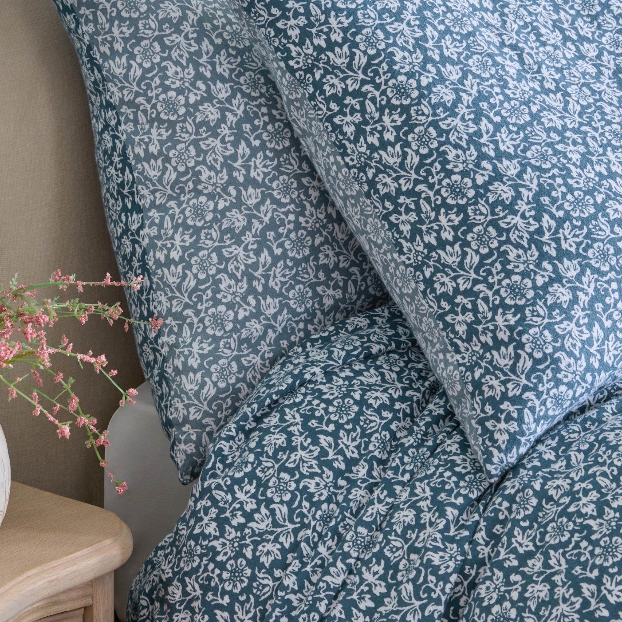 Sweet Alyssum Duvet Cover Set in Denim Blue