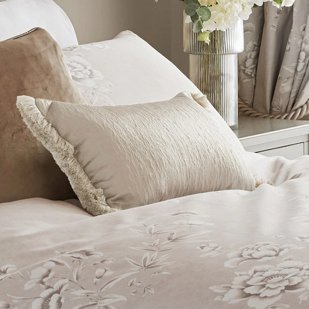 Carys Decorative Filled Cushion