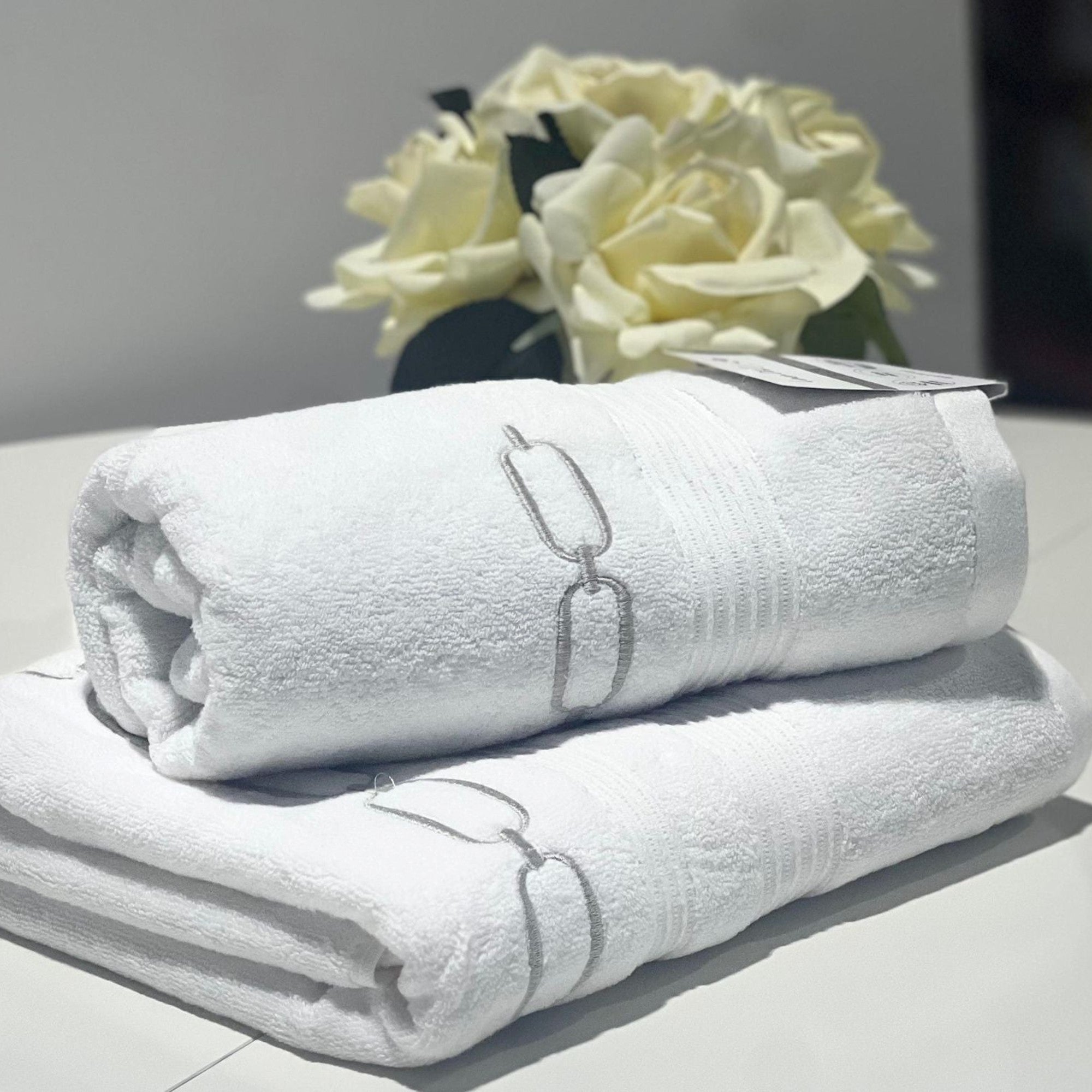 Linen Obsession "Eliza" Bath Towels in White/Silver