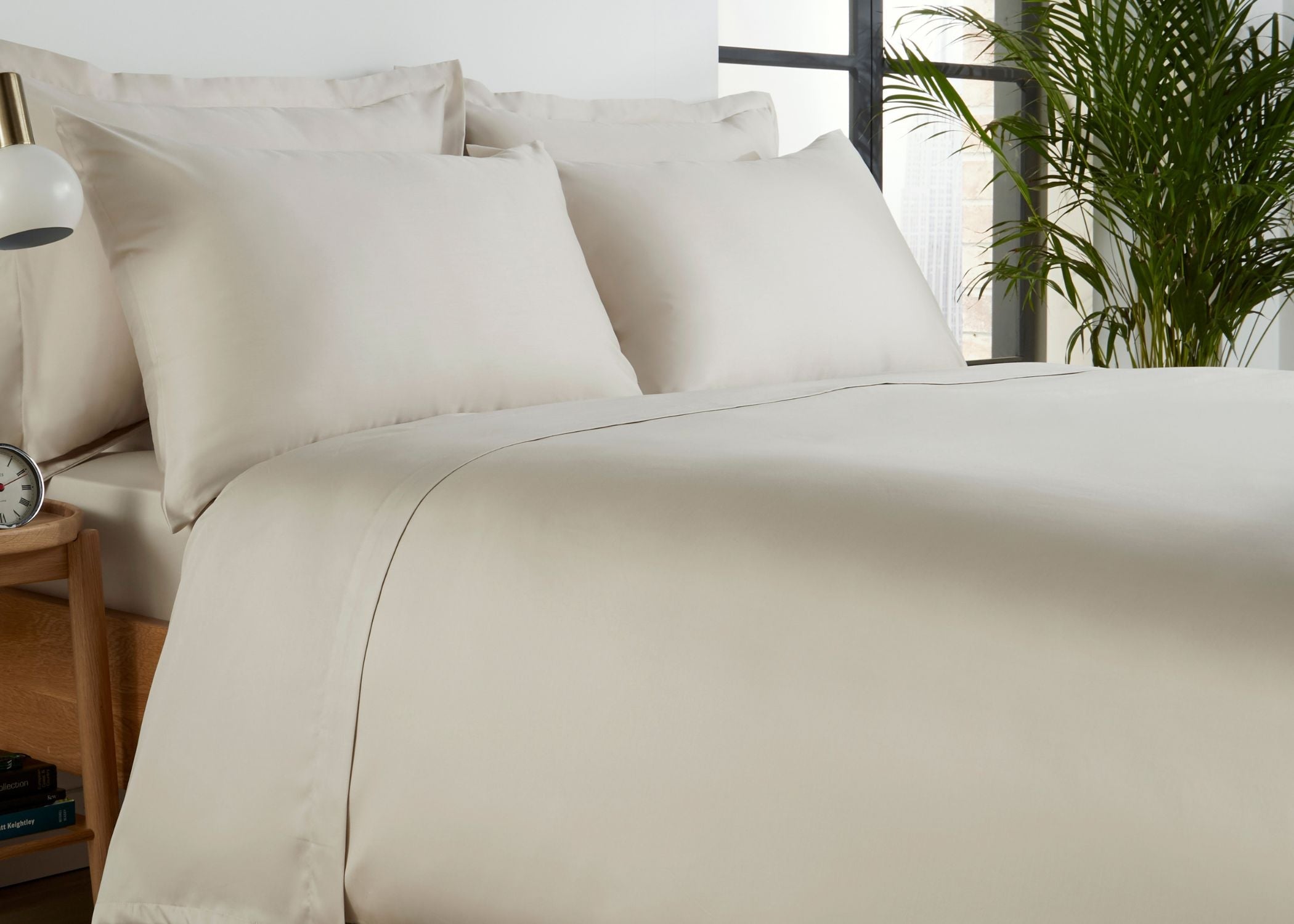 Christy "400 TC Sateen" Plain Dyed Sheets in Linen