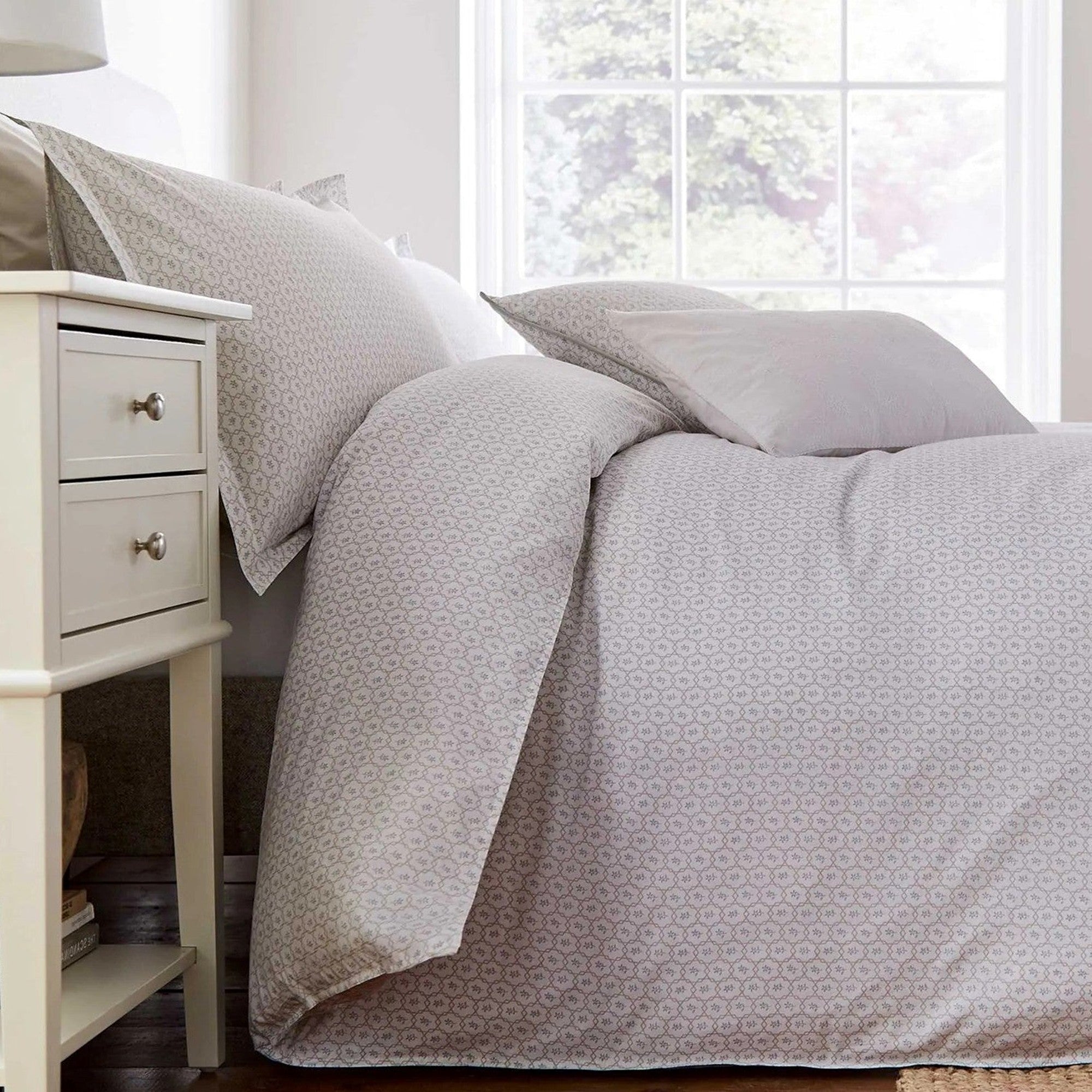 Murmur Florin Duvet Cover Set in Linen