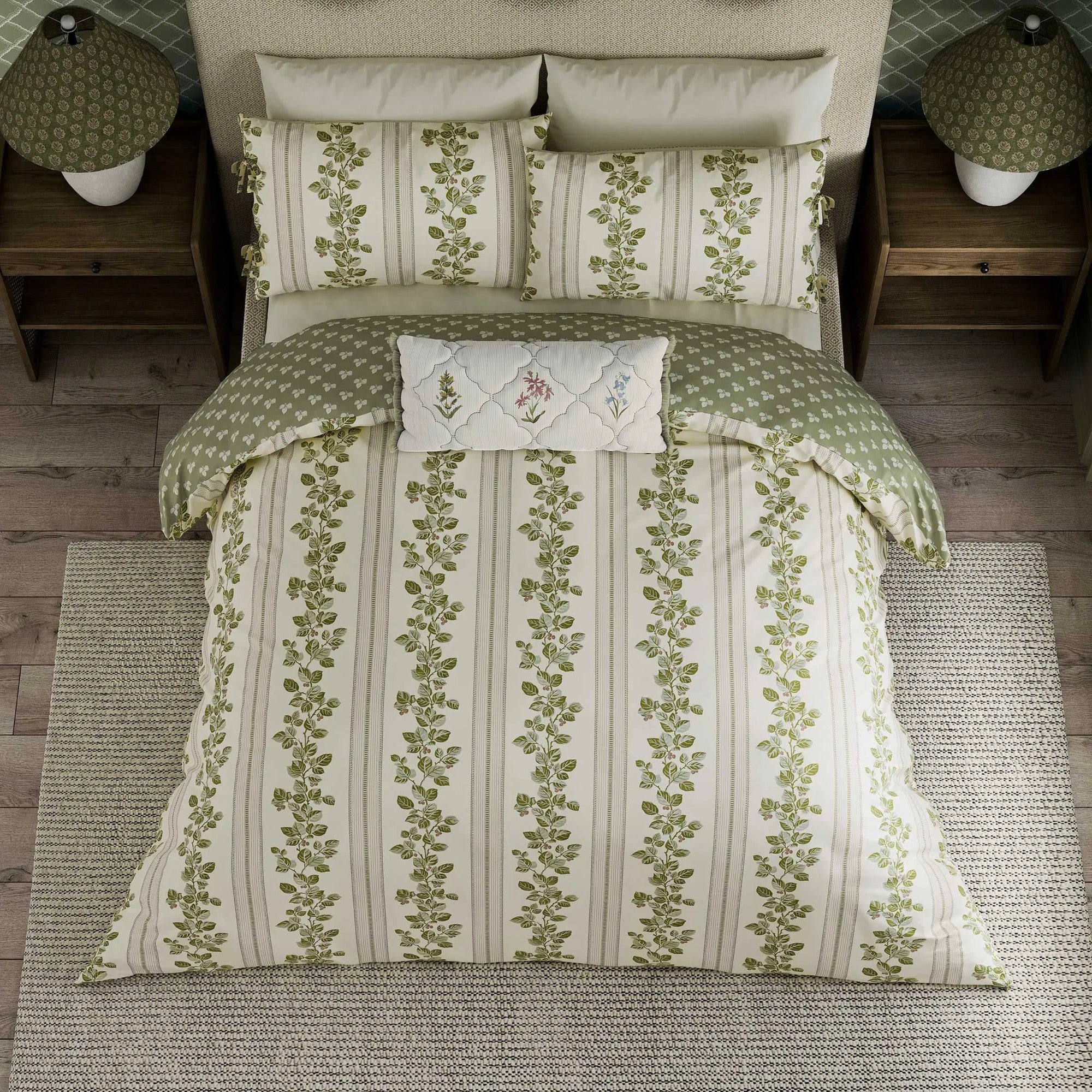 Cobnut Stripe Duvet Cover Set in Leaf Green