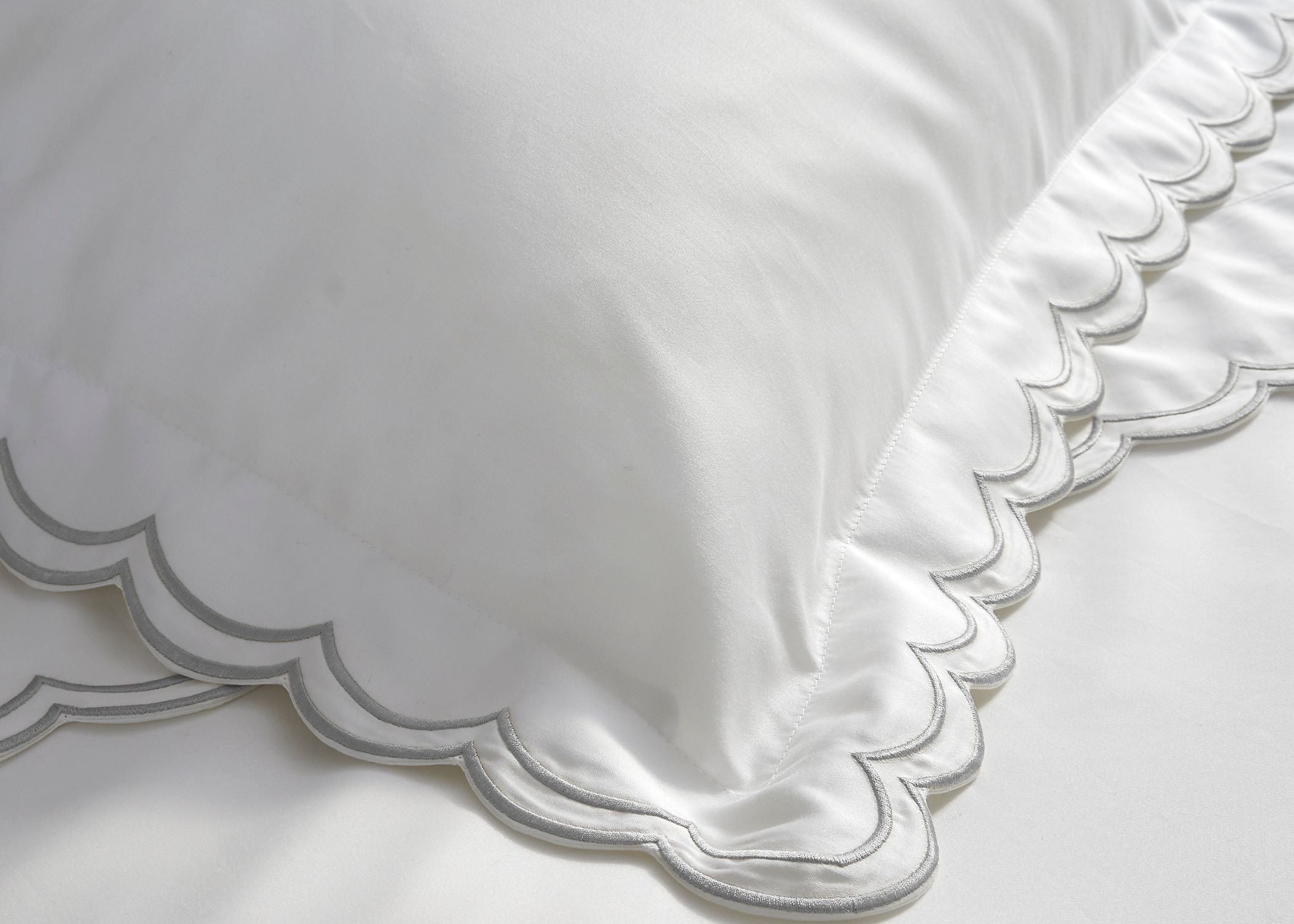 Christy "Scallop Edge" Filled Cushion in Silver