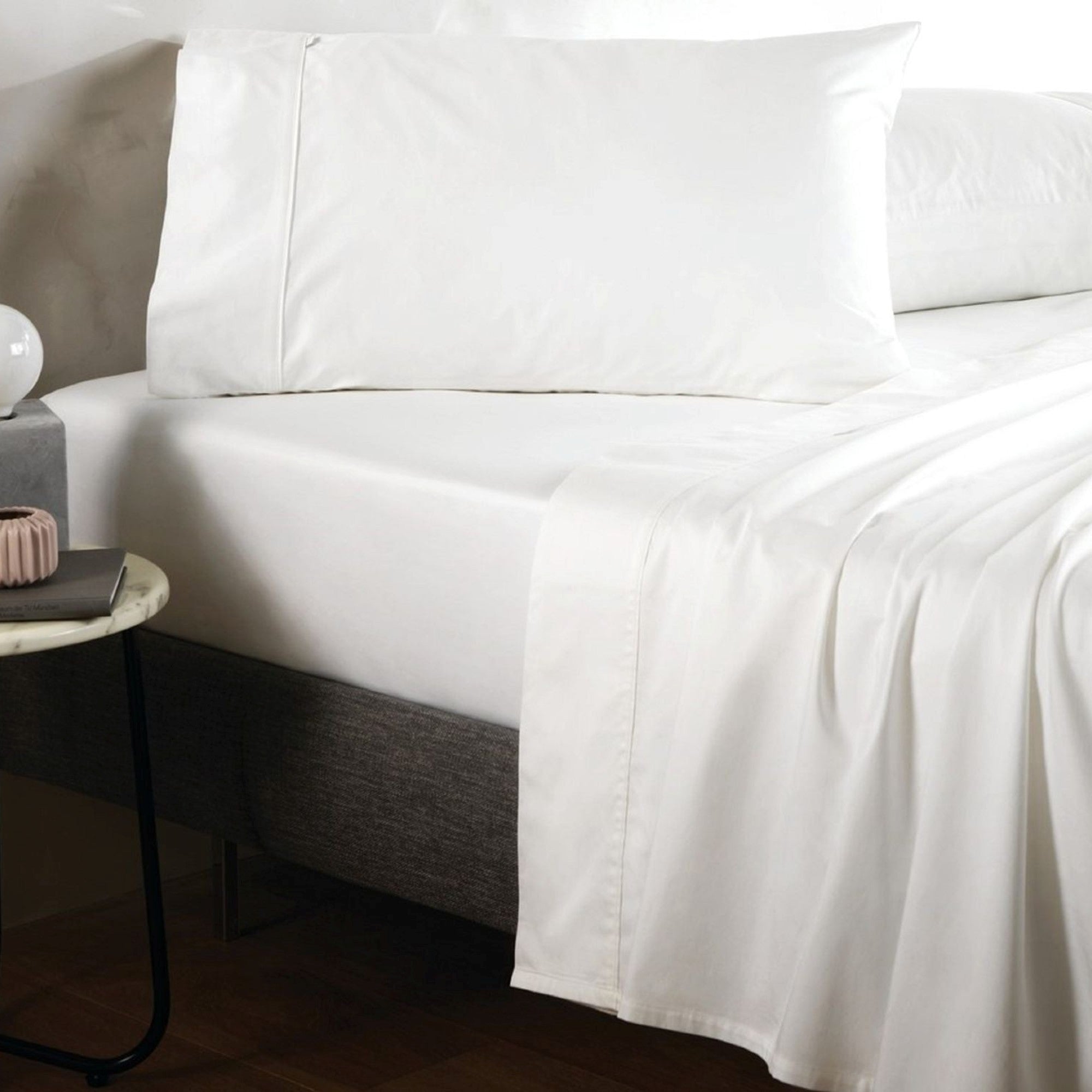 500 TC Cotton Sateen Flat Sheet in Snow