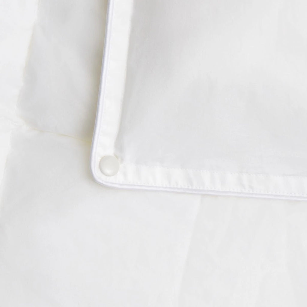 Deluxe Dream Light Tog Duvet in White