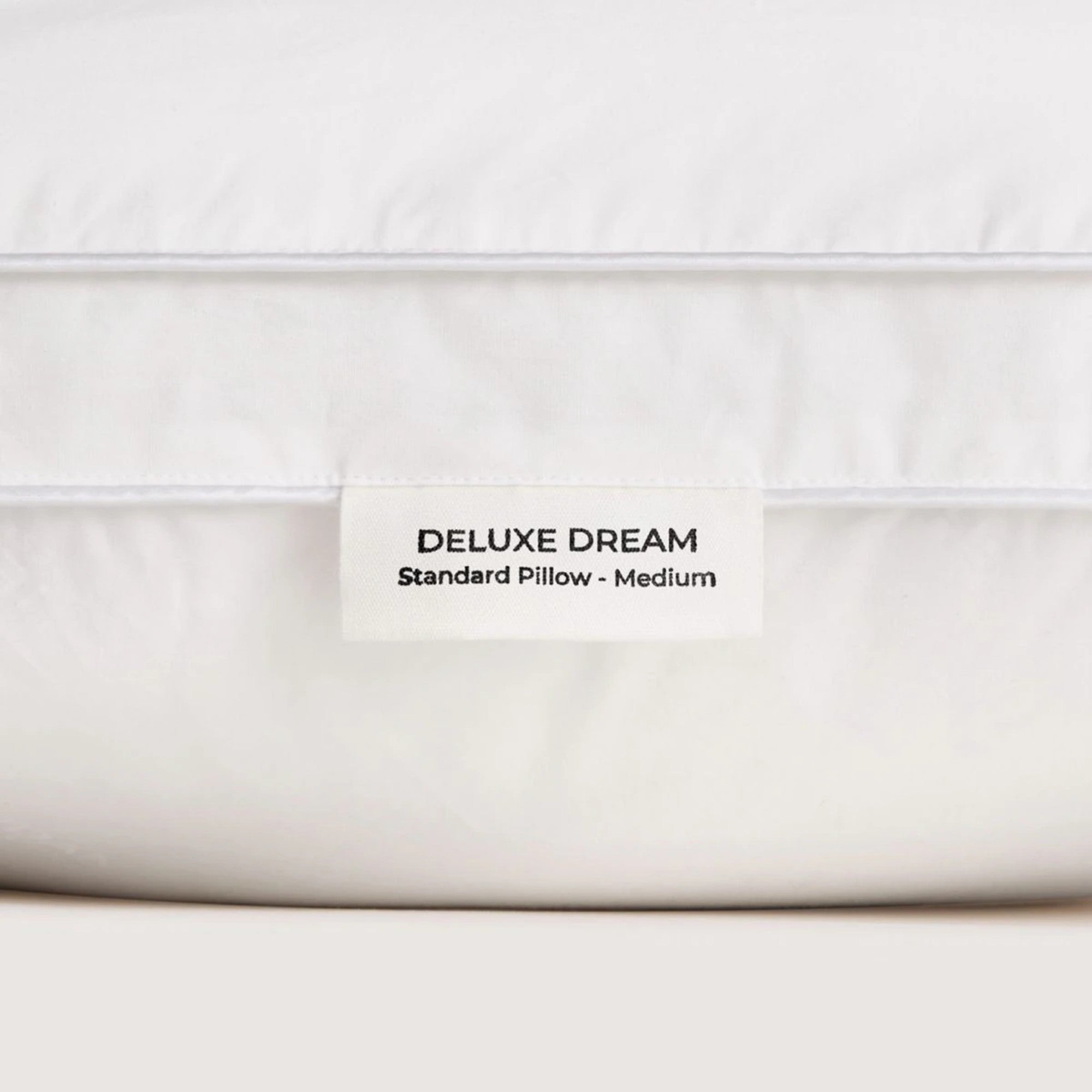 Deluxe Dream Medium Support Pillow in White