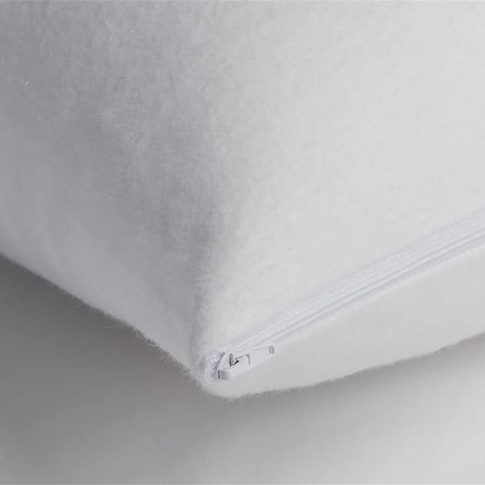 Velfont "Eco Aqua" Standard Pillow Protector in White