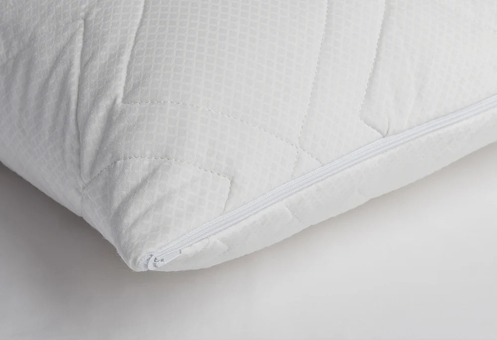 Velfont "Igloo" Quilted Pillow Protector