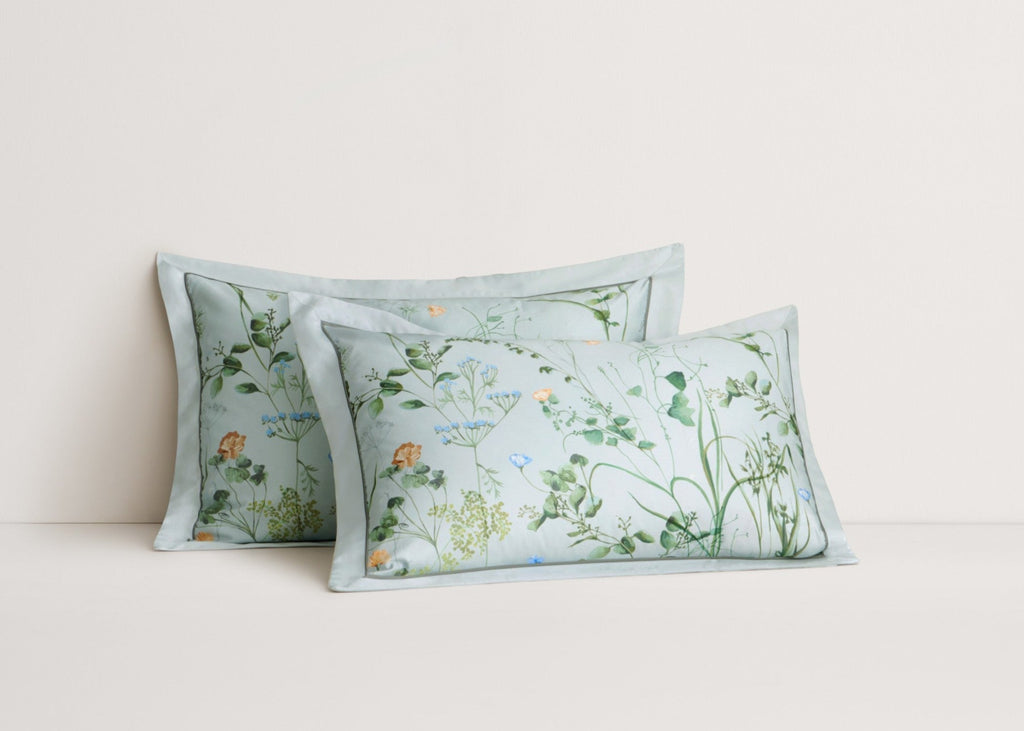 Redding Bedspread in Moonstone